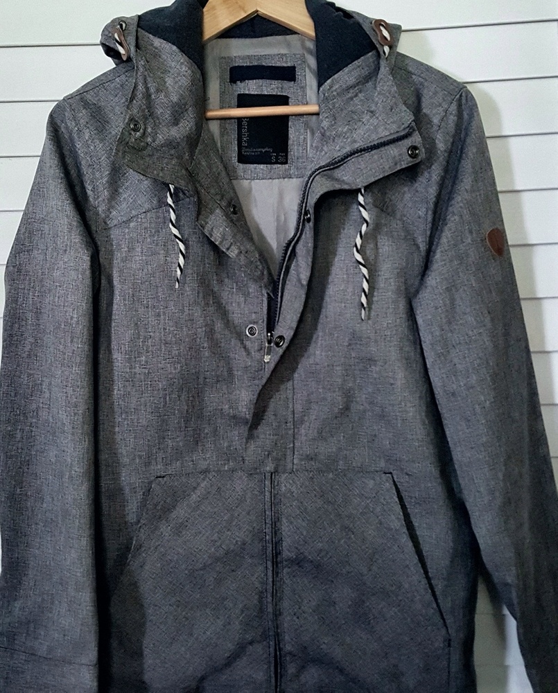 ⛵Men's BERSHKA Hooded Pouch Jacket - Picture 2 of 8